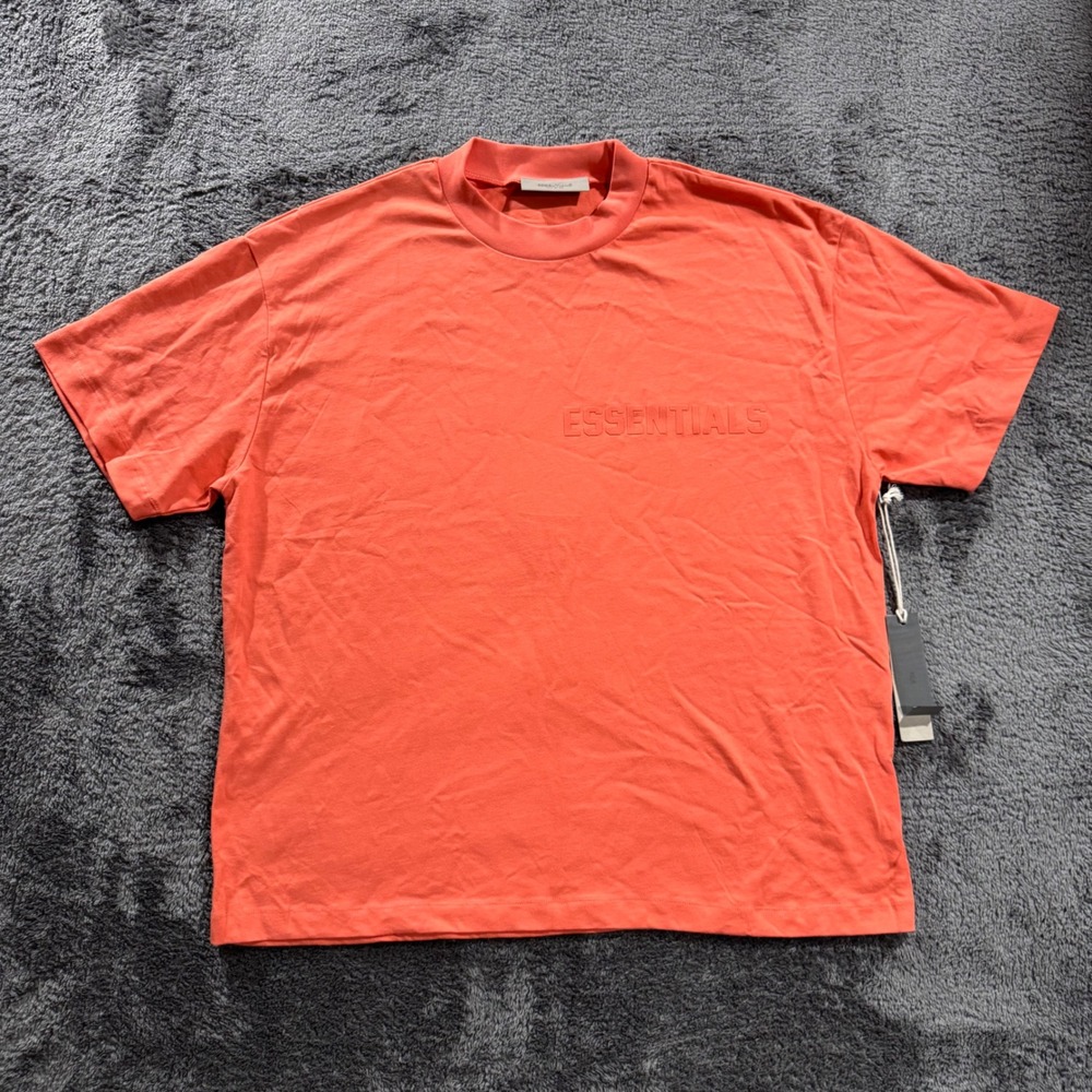 Fear of God Essentials Mens XL T-Shirt Coral Orange Embossed Logo‎ Oversized Tee